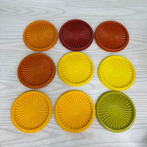 Tupperware Replacement Lids Set of 9 Vtg Starburst Seal Lid Cover 5" Multicolor - Picture 3 of 9